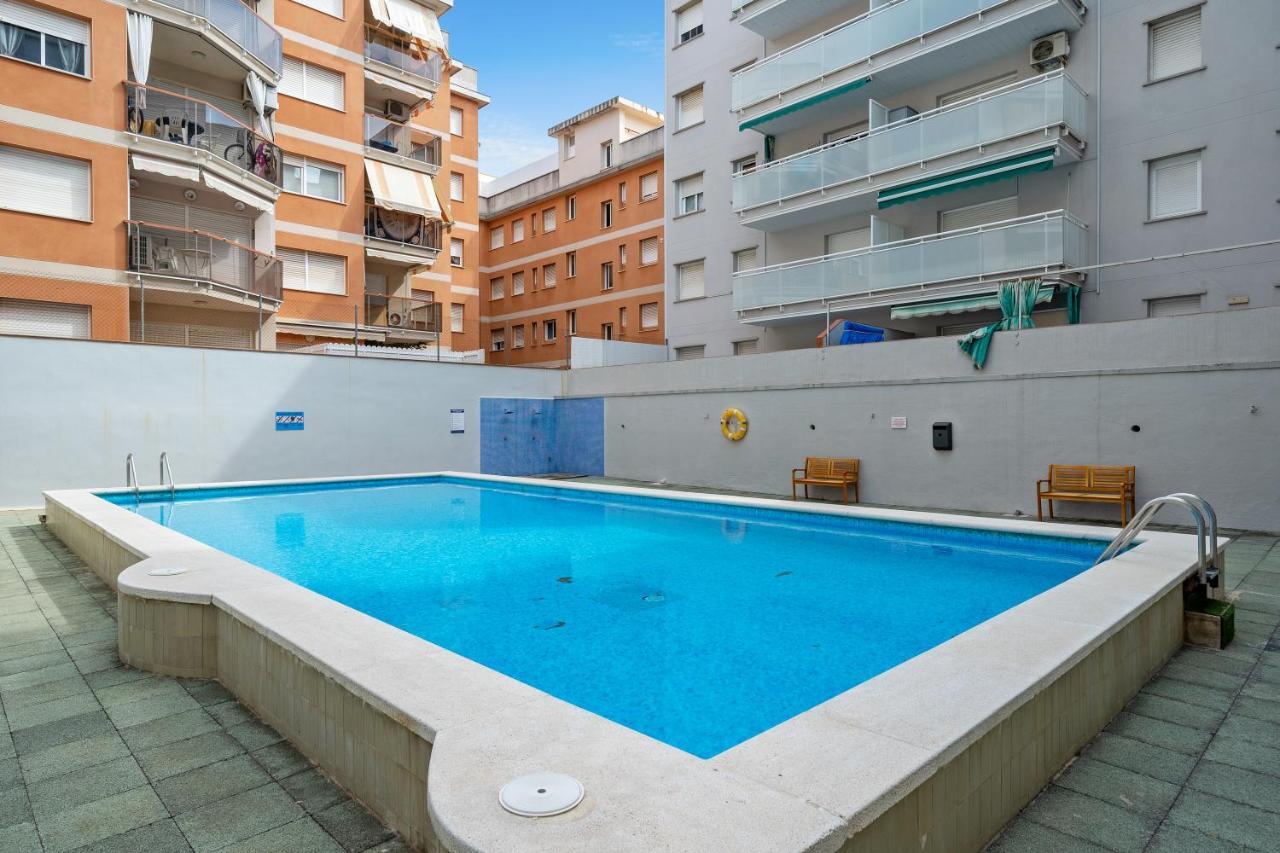 Calafell Beach-Swimingpool Apart Kültér fotó